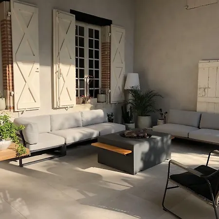Domaine Les Matins Rubis Couette-café